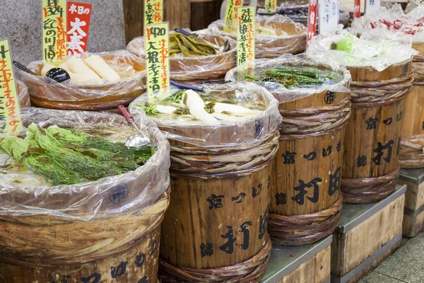 Traditional food market in Kyoto. Japan. — Stock Photo, Image