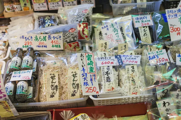 京都の伝統的な食品市場。日本. — ストック写真