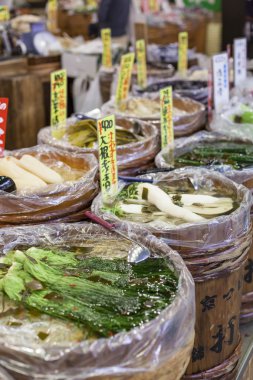Kyoto geleneksel gıda pazarı. Japonya.