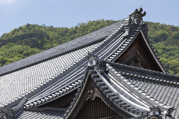 Dach des japanischen Buddhismus-Tempels — Stockfoto