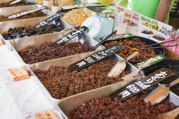 Försäljning av japanska traditionella produkter — Stockfoto