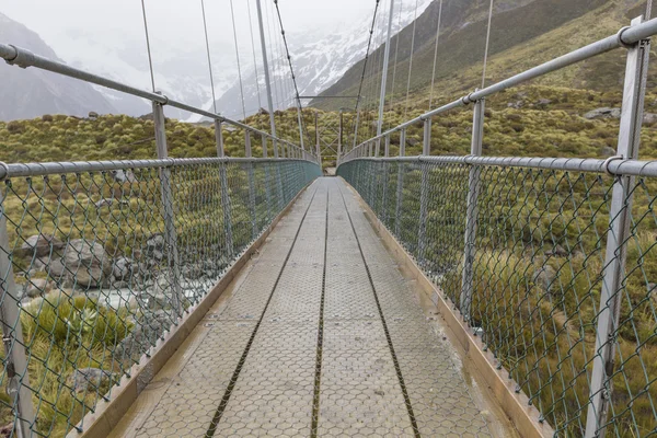 Függőhíd Mt. Cook Nemzeti Park, Új-Zéland — Stock Fotó