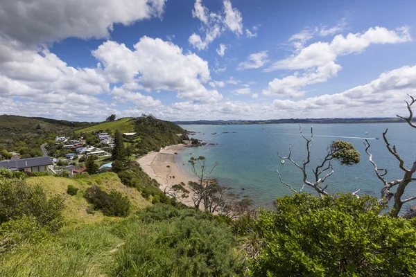 Krajina od Russell poblíž Paihia, ostrovy Bay, Nový Zéland — Stock fotografie