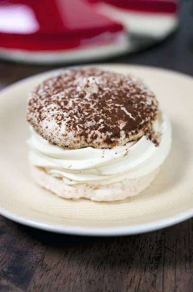 Homemade meringues with cocoa cream — Stock Photo, Image