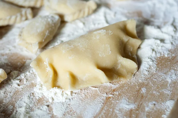 Raw dumplings — Stock Photo, Image