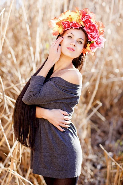 Portret van een mooi meisje. — Stockfoto