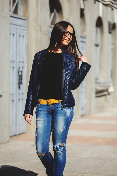 Portrait of a beautiful adult sensual woman in glasses — Stock Photo, Image