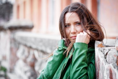 Güzel bir yetişkin şehvetli kadın portresi .