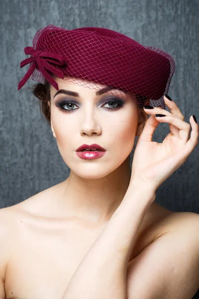 High fashion look glamor closeup portrait of beautiful sexy styl — Stock Photo, Image