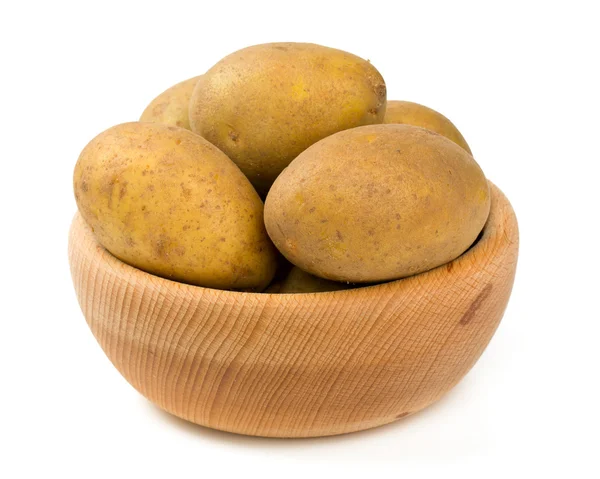 Zralé brambory izolovaných na bílém — Stock fotografie