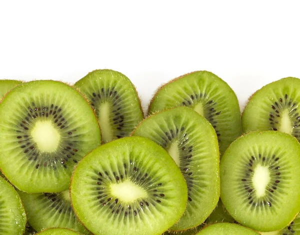 Kiwi segmenten geïsoleerd op wit — Stockfoto