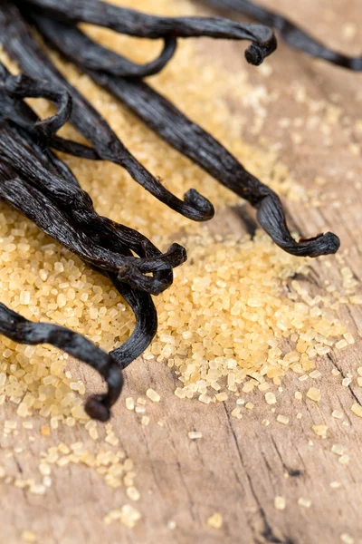 Wanilii i brązowy cukier trzcinowy — Zdjęcie stockowe