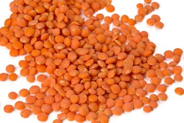 beyaz izole kırmızı mercimek