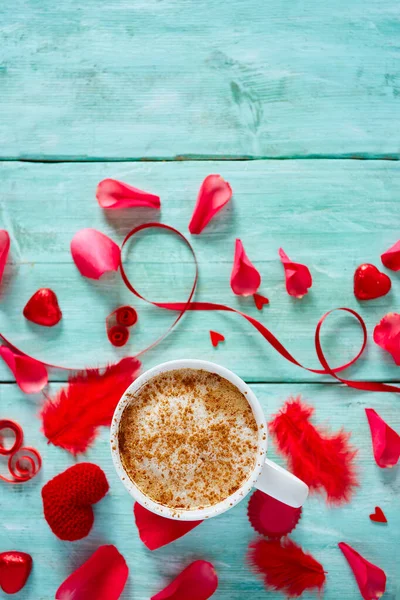 Tasse Café Les Cœurs Sur Surface Lumière — Photo