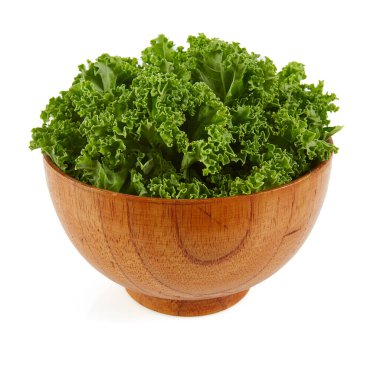 Beyaz arka planda taze lahana