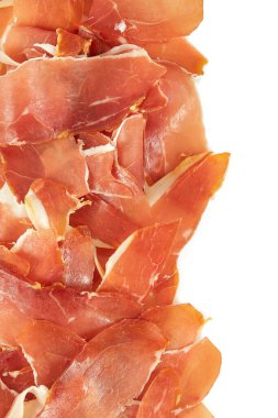 Beyaz arka planda izole edilmiş jambon kabuğu. İtalyan ya da İspanyol geleneksel kurutulmuş eti.