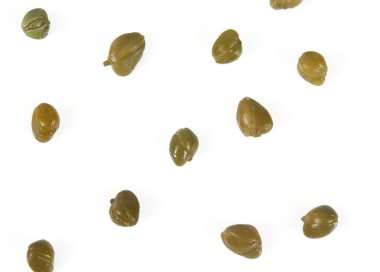 kapariler beyaz arkaplanda izole edildi