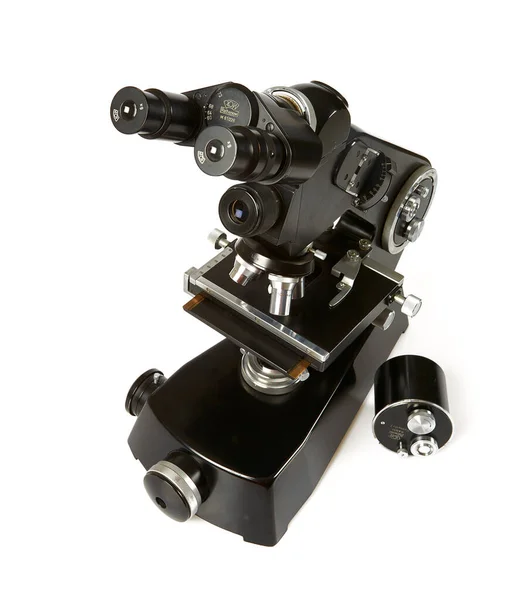 Zwart Vintage Microscoop Geïsoleerd Witte Achtergrond — Stockfoto