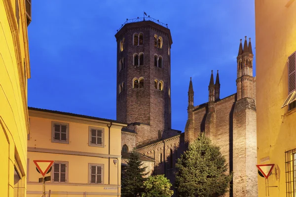 Basilique de Sant'Antonino à Piacenza — Photo