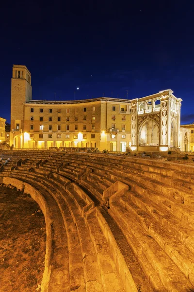 Piazza Santo Oronzo et Anfiteatro Romano à Lecce — Photo