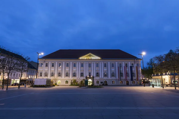 Neues Rathaus na Neuer Platz w Klagenfurt — Zdjęcie stockowe