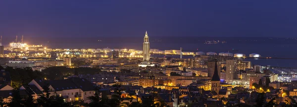 Panorama von le havre bei Nacht — Stockfoto