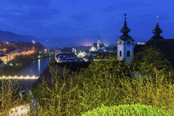 Steyr panorama con la Iglesia de San Miguel — Foto de Stock