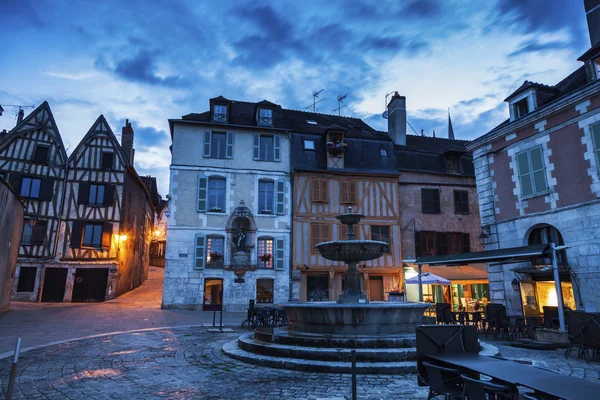 Gamla arkitekturen av Auxerre — Stockfoto