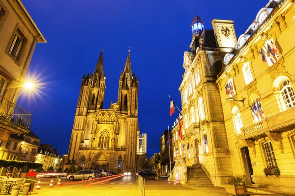 Catedral de Coutances y Ayuntamiento — Foto de Stock