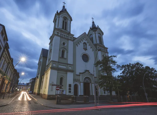 Igreja Sanok Noite Sanok Subcarpathia Polónia — Fotografia de Stock