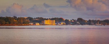 Port VIla 'nın panoraması. Vila Limanı, Vanuatu.