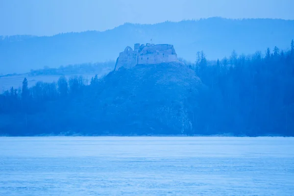 Κάστρο Dunajec Στο Niedzica Εθνικό Πάρκο Pieniny Λιγότερο Πολωνία Πολωνία — Φωτογραφία Αρχείου