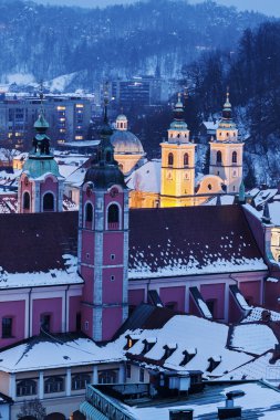 Saint Nicholas Katedrali ve Fransisken Kilisesi 