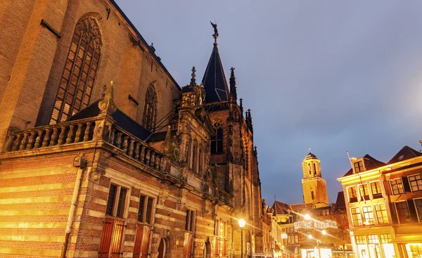 Kerk bij zonsondergang in Zwolle — Stockfoto