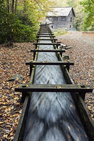 Mingus Mill de büyük Smoky Dağları — Stok fotoğraf