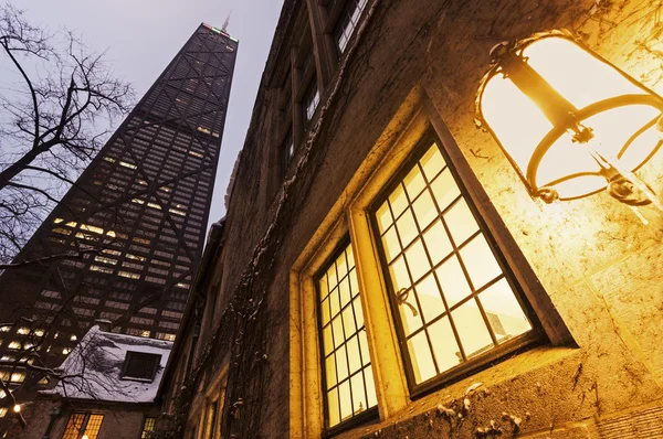 John Hancock Center in downtown Chicago — Stock Photo, Image