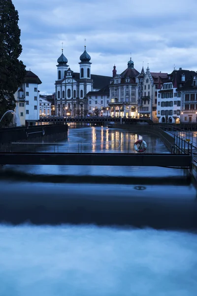 Jesuit Church and Reuss River — 图库照片