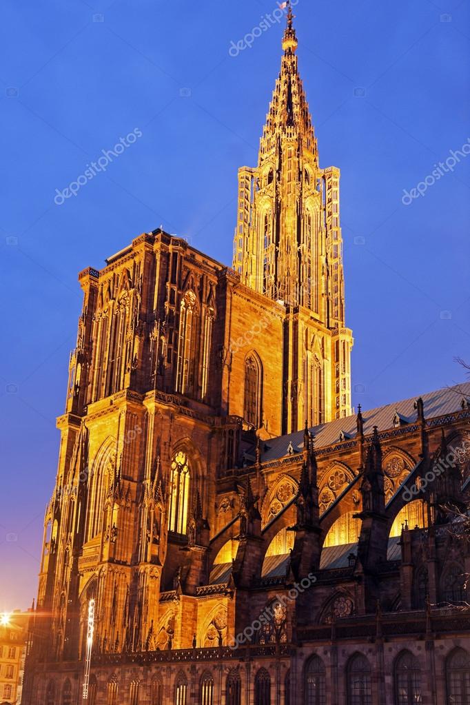 Cathédrale De Strasbourg Au Coucher Du Soleil Photographie