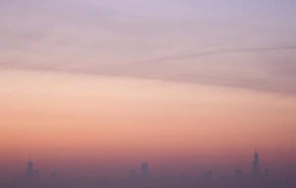 Manhã em Chicago - nebuloso e colorido — Fotografia de Stock