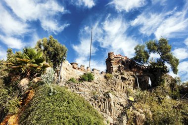 Vali Konağı ve Missouri State Capitol Building