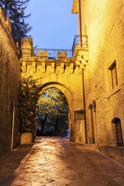 Arch gate in San Marino — Stock Photo, Image
