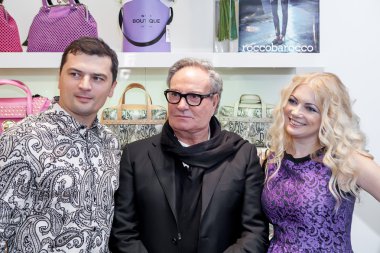 Moda Tasarımcısı Rocco Barocco yeni açılış gününde açılış töreninde depolamak