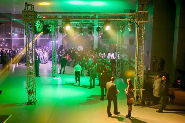 Yeni model Lada satış Bayi Avtovaz resmen başladı