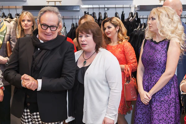 Modeontwerper Rocco Barocco bij de openingsceremonie op de openingsdag van de eerste winkel — Stockfoto