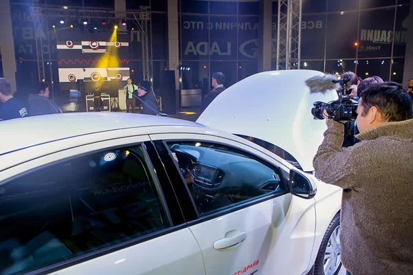 Дилери АвтоВАЗ офіційно стартував продаж нова модель Лада — стокове фото