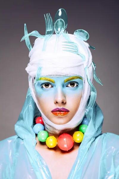 Mujer con maquillaje de arte pop creativo —  Fotos de Stock