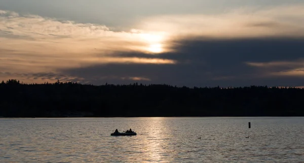 Ночь Над Озером Саммамиш Рядом Высадкой Мэримур Штат Вашингтон — стоковое фото