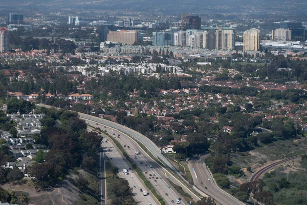 サンディエゴのSoledad山から見て ラホヤとサンディエゴのダウンタウンの近くの地域の空中ビュー — ストック写真