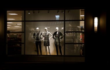 Akşam hayat mankenleri