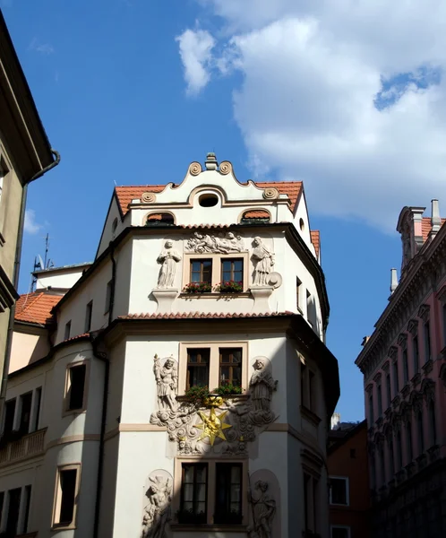 Sunny day in Old town, Prague — Stock Photo, Image